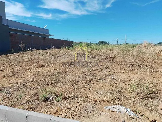 Terreno com 385m², à venda, no bairro Residencial Vale da Mata em Guaxupé