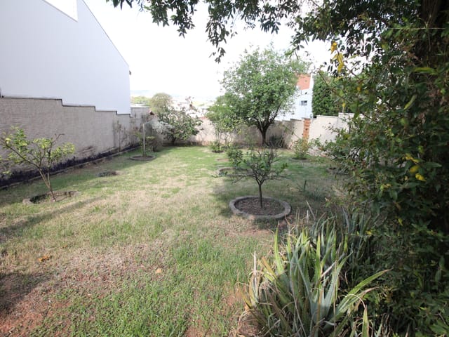 Terreno com 300m², à venda, no bairro Jardim Nova São João em São João da Boa Vista