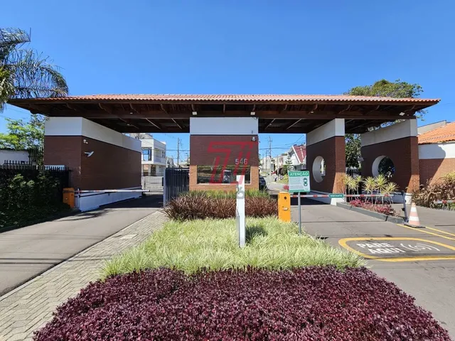 Terreno à venda, no bairro Pinheirinho em Curitiba