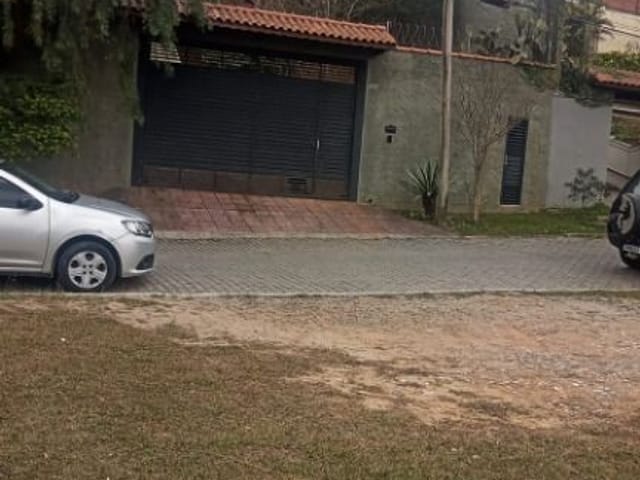 Terreno com 1489m², à venda, no bairro Parque Rizzo em Cotia