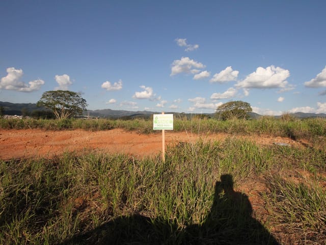 Terreno com 300m², à venda, no bairro Loteamento Portal da Aliança II em São João da Boa Vista