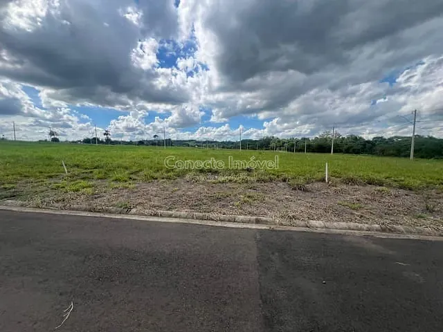 Terreno com 250m², à venda, no bairro Camanducaia em Jaguariúna