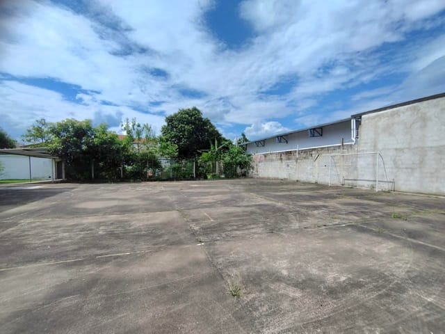 Terreno com 440m², à venda, no bairro São Benedito em Pindamonhangaba