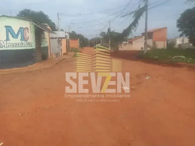 Terreno com 180m², à venda, no bairro Tangarás em Bauru