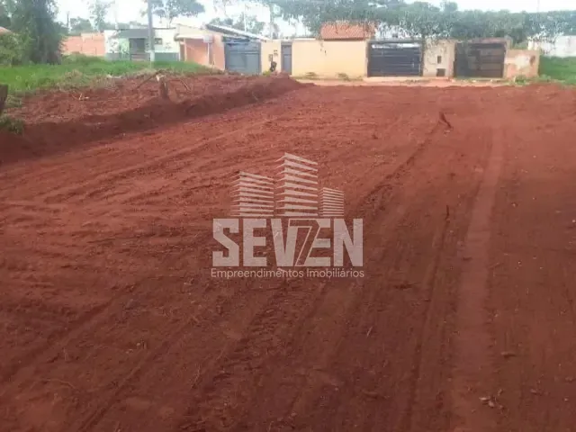 Terreno com 180m², à venda, no bairro Tangarás em Bauru
