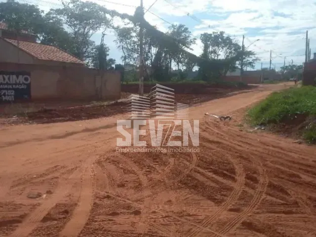 Terreno com 180m², à venda, no bairro Tangarás em Bauru