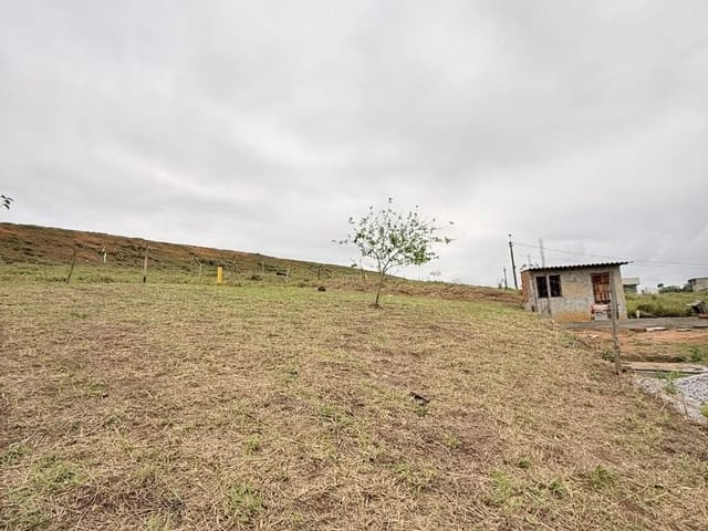 Terreno com 235m², à venda, no bairro Virgem Santa em Macaé