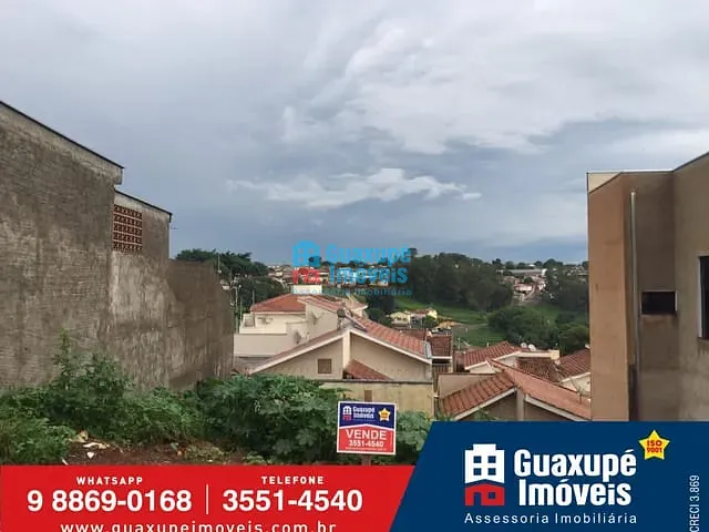 Terreno com 200m², à venda, no bairro Jardim dos Ypes em Guaxupé