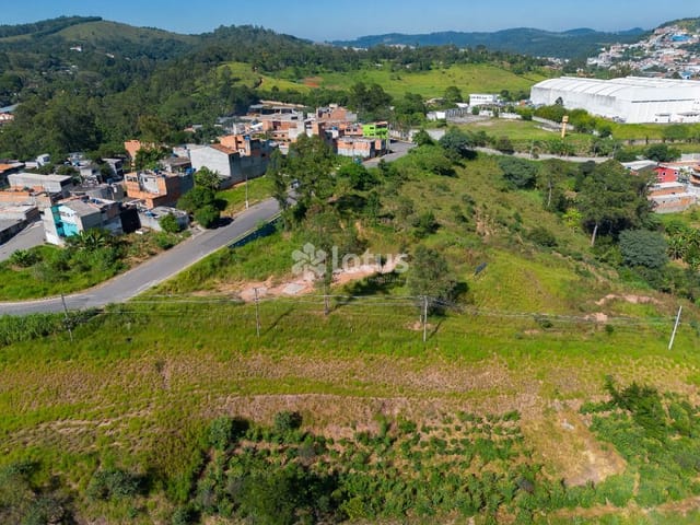 Terreno com 5200m², à venda, no bairro Chácara Maria Trindade em São Paulo