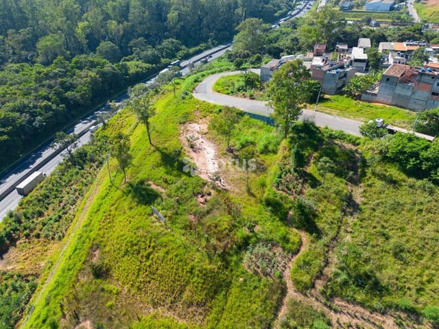 Terreno com 5200m², à venda, no bairro Chácara Maria Trindade em São Paulo