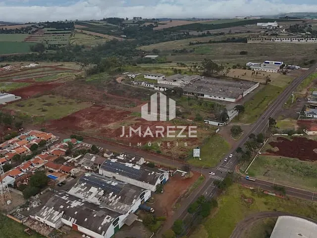 Terreno com 700m², à venda, no bairro Barra Funda em Apucarana