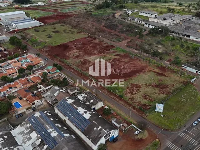 Terreno com 700m², à venda, no bairro Barra Funda em Apucarana