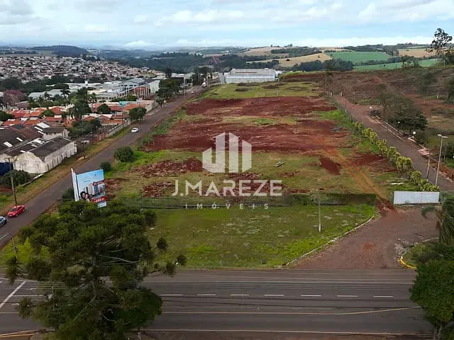 Terreno com 700m², à venda, no bairro Barra Funda em Apucarana