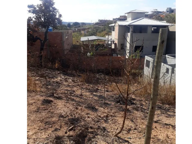 Terreno com 250m², à venda, no bairro Pérola Negra em Santa Luzia