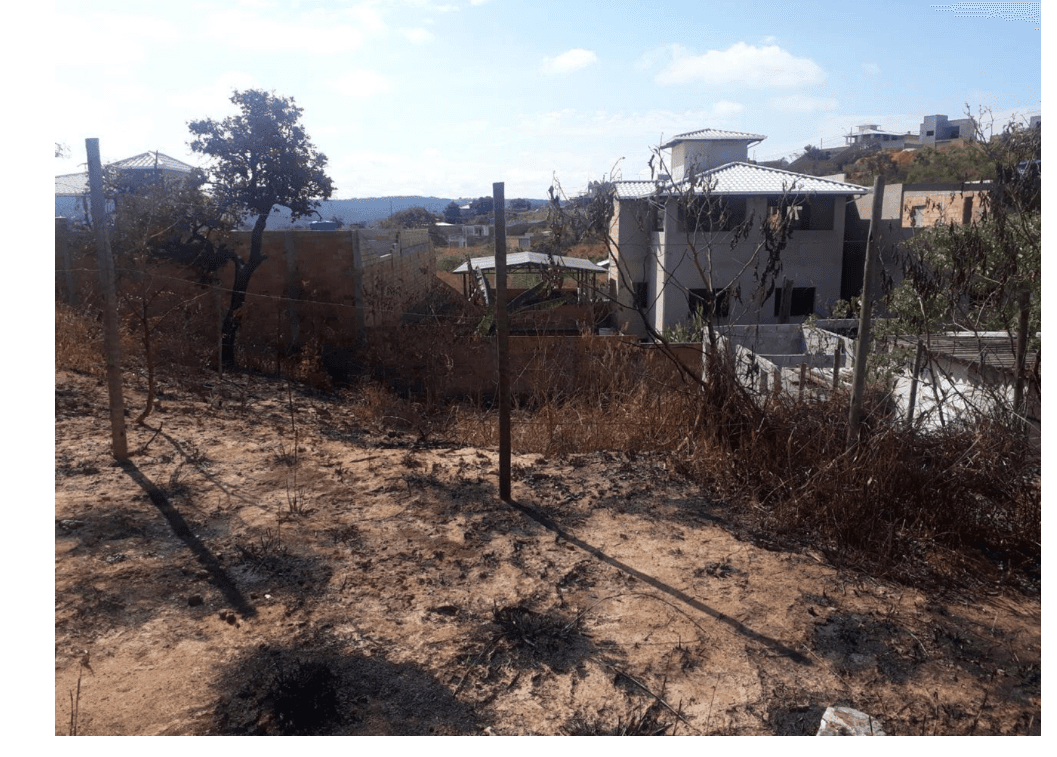 Terreno com 250 m2, com 10 m2 de frente e 25 m2 de fundos, todo murado e já foi feito a terraplanagem, quitado, à venda, Liberdade, Santa Luzia, MG miniatura 5