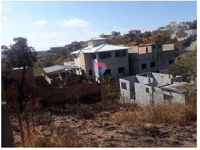 Terreno com 250m², à venda, no bairro Liberdade em Santa Luzia