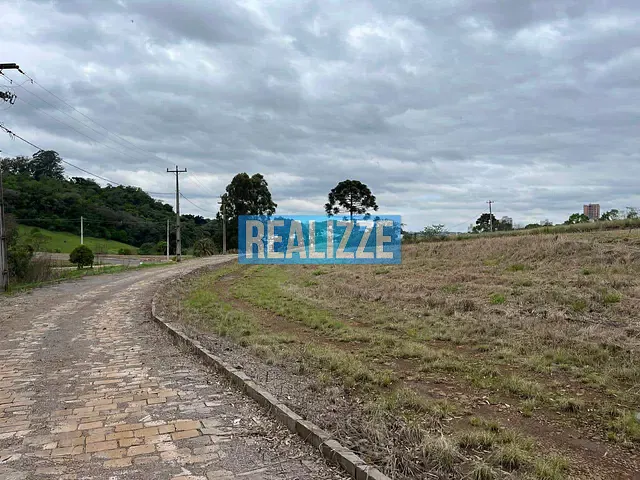 Terreno com 1342m², à venda, no bairro Girardi em Marau