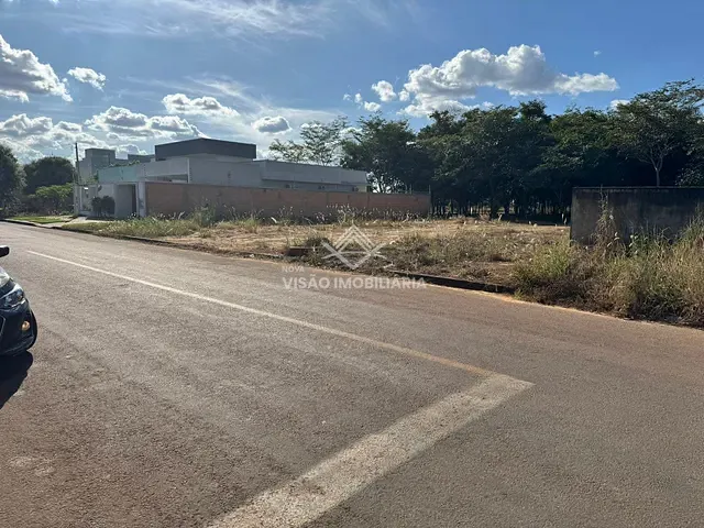 Terreno com 576m², à venda, no bairro Canarinho em Sinop