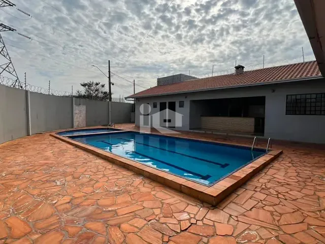 Terreno com 335m², à venda, no bairro Jardim Nobre em Rolândia