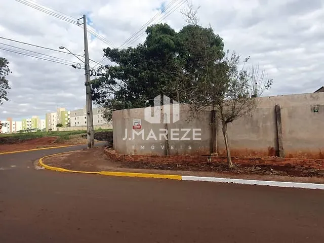 Terreno com 366m², à venda, no bairro JARDIM MARISSOL em Apucarana
