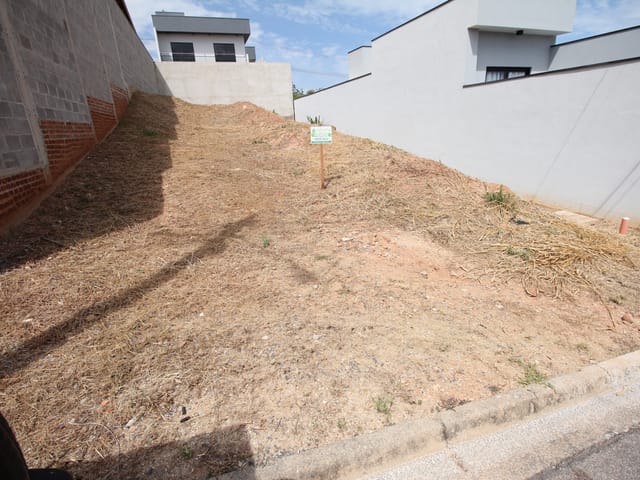 Terreno com 250m², à venda, no bairro Recanto da Serra em São João da Boa Vista
