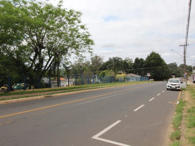 Terreno com 704m², à venda, no bairro Contorno em Ponta Grossa