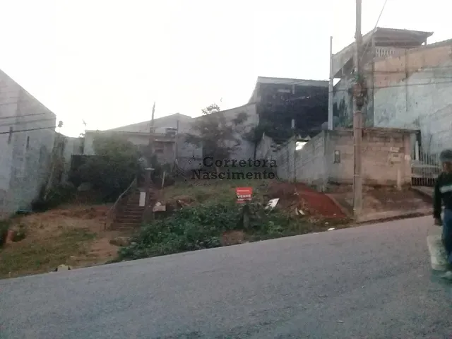 Terreno com 140m², à venda, no bairro Parque dos Príncipes em Jacareí