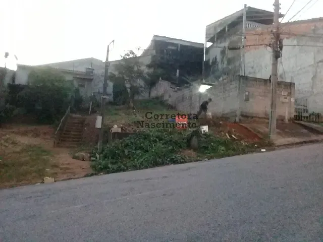 Terreno com 140m², à venda, no bairro Parque dos Príncipes em Jacareí