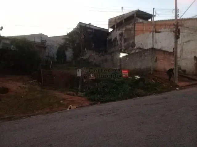 Terreno com 140m², à venda, no bairro Parque dos Príncipes em Jacareí
