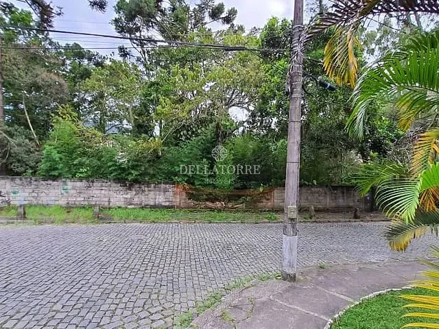 Terreno com 1670m², à venda, no bairro Várzea em Teresópolis