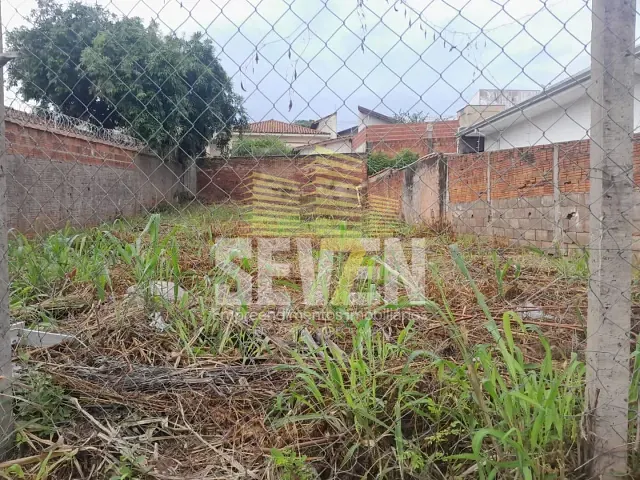 Terreno com 275m², à venda, no bairro Vila Martha em Bauru