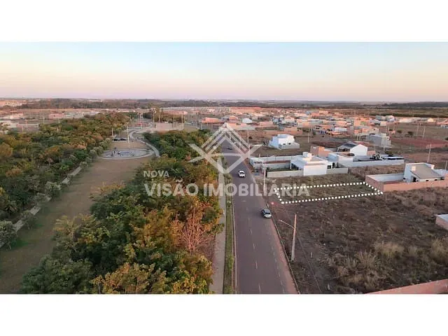 Terreno com 372m², à venda, no bairro Sonhalto Videira em Sinop