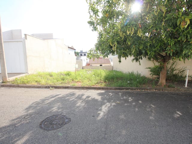Terreno com 250m², à venda, no bairro Recanto da Serra em São João da Boa Vista