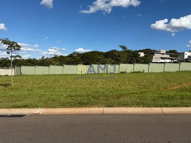 Terreno com 640m², à venda, no bairro Parque Cidade em Goiânia