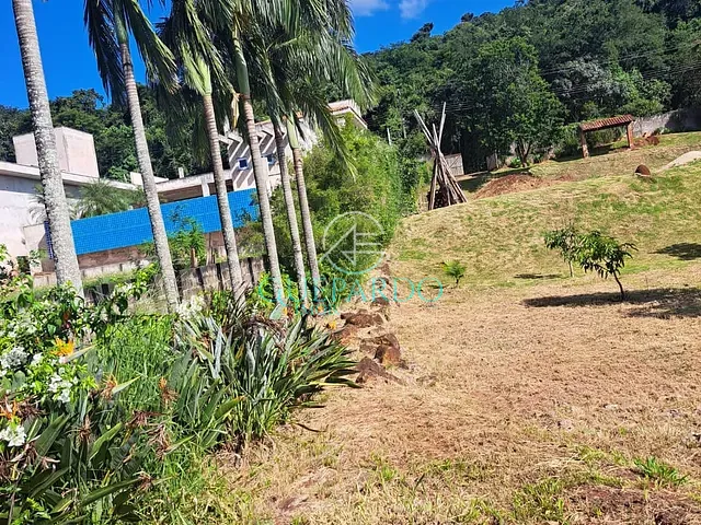 Terreno com 3695m², à venda, no bairro Jardim Ana Eliza em Cambé