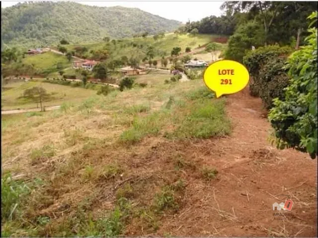 Terreno com 626m², à venda, no bairro Sebastiana em Teresópolis