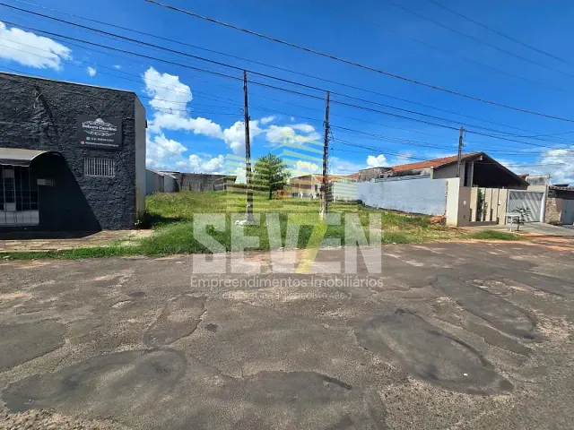 Terreno com 955m², à venda, no bairro Vila Becheli em Bauru