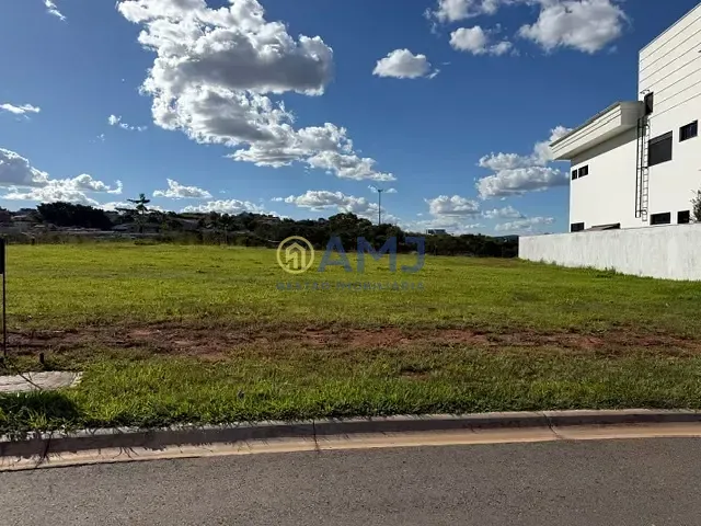 Terreno com 700m², à venda, no bairro Parque Cidade em Goiânia