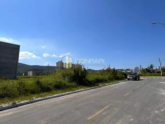Terreno com 200m², à venda, no bairro Morretes em Itapema