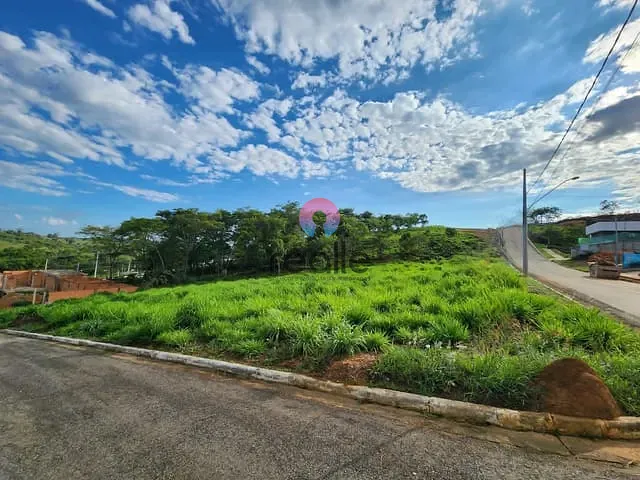 Terreno com 1000m², à venda, no bairro Versailles Vile de France em Lagoa Santa