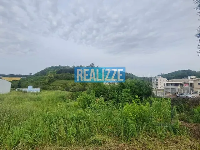 Terreno com 300m², à venda, no bairro Loteamento Santin em Marau