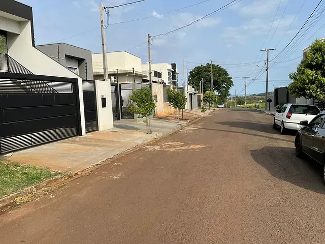 Terreno com 371m², à venda, no bairro Residencial Florais do Lago em Apucarana