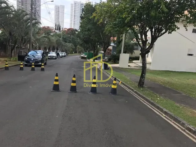 Terreno com 360m², à venda, no bairro Parque Campolim em Sorocaba