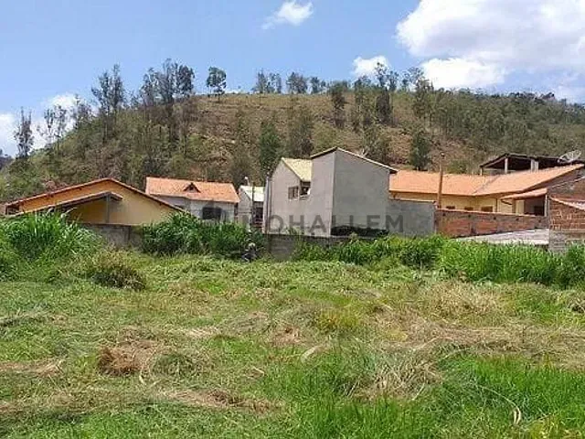 Terreno com 300m², à venda, no bairro Varginha em Itajubá