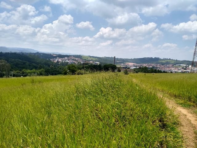 Terreno com 40000m², à venda, no bairro Aracariguama em Araçariguama