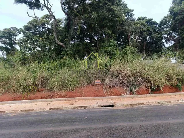 Terreno com 2010m², à venda, no bairro Portal dos Nobres em Guaxupé