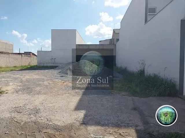 Terreno com 140m², à venda, no bairro Jardim Cristal em Votorantim