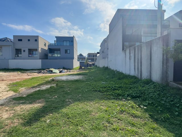 Terreno com 263m², à venda, no bairro Recreio dos Bandeirantes em Rio de Janeiro