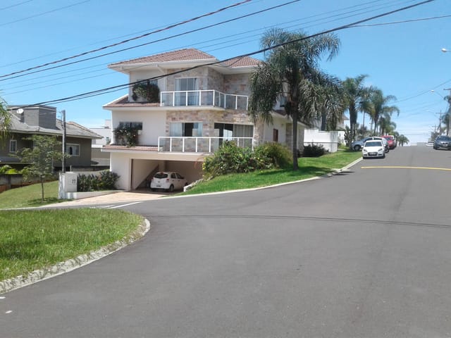 Terreno com 303m², à venda, no bairro Jardim Carvalho em Ponta Grossa