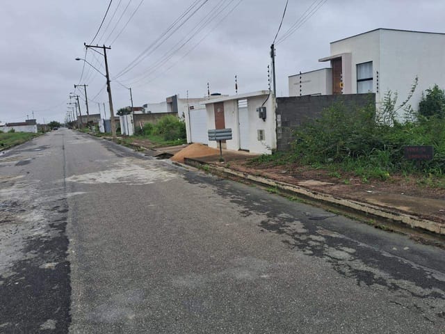 Terreno com 189m², à venda, no bairro village em Campos dos Goytacazes